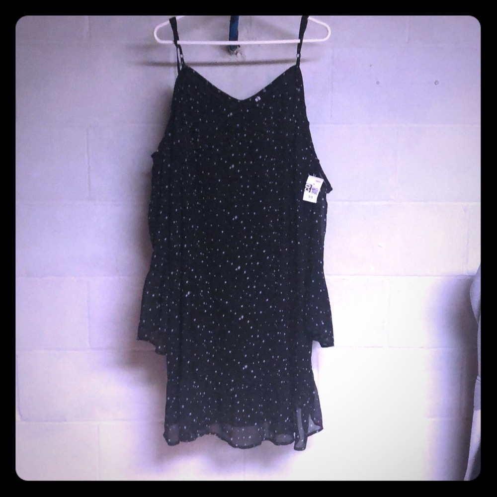 Xhilaration black and white cold shoulder dress